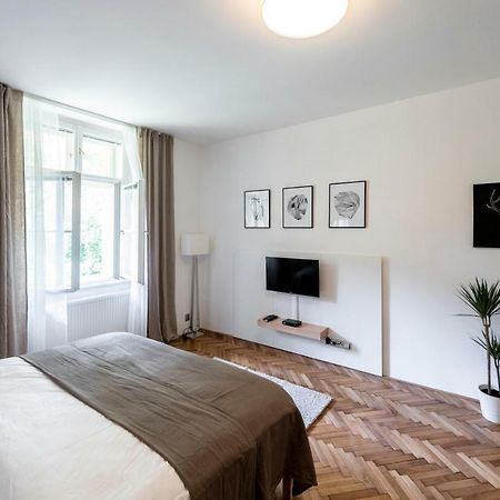 Apartment Slavikova 11 Prag Eksteriør billede
