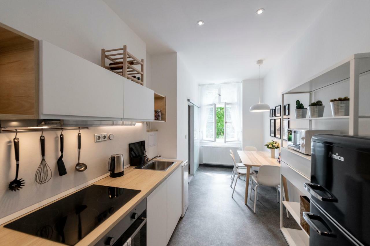 Apartment Slavikova 11 Prag Eksteriør billede
