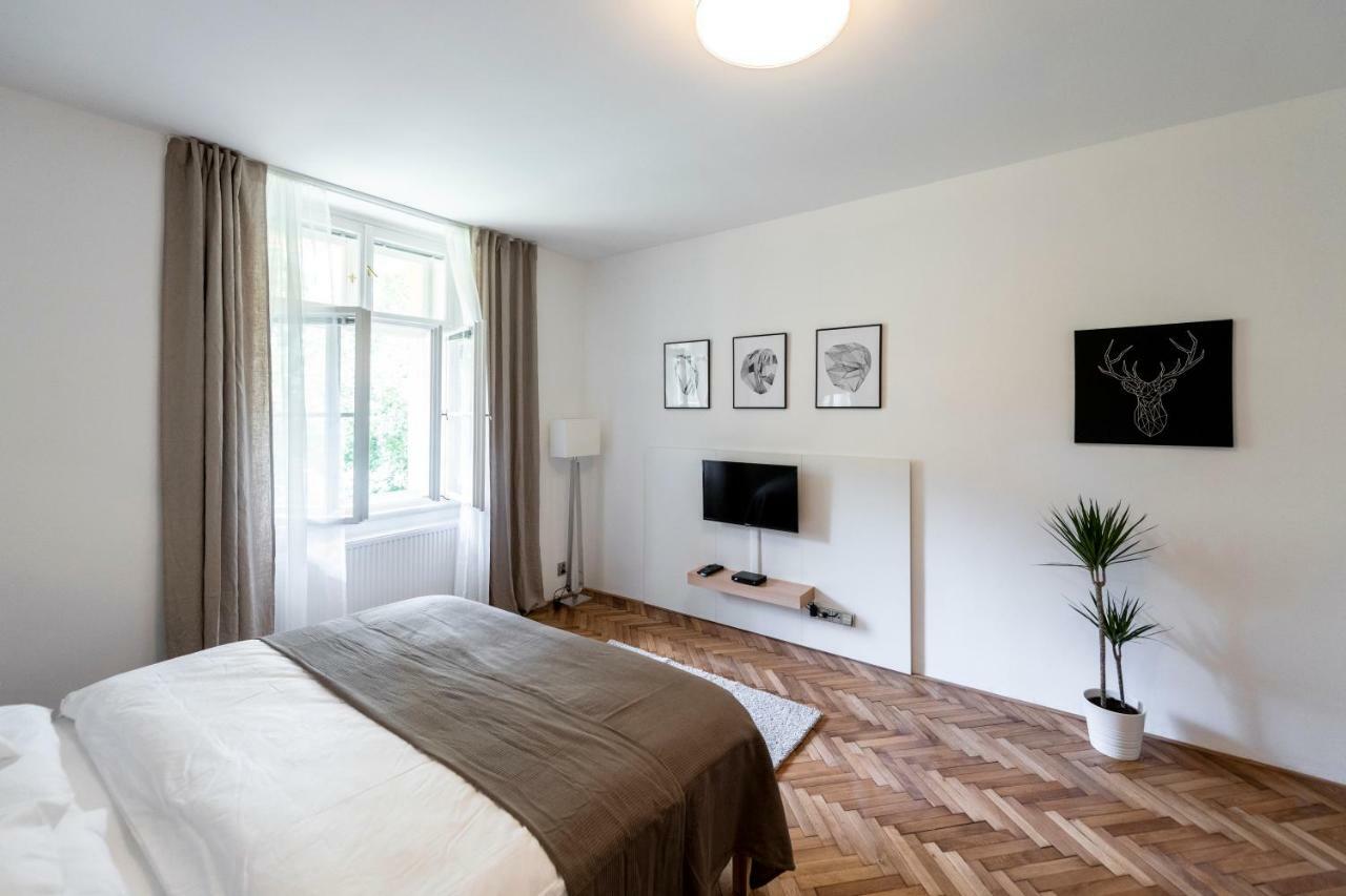 Apartment Slavikova 11 Prag Eksteriør billede